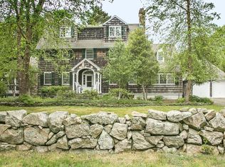29 Lewis St, Marion, MA 02738