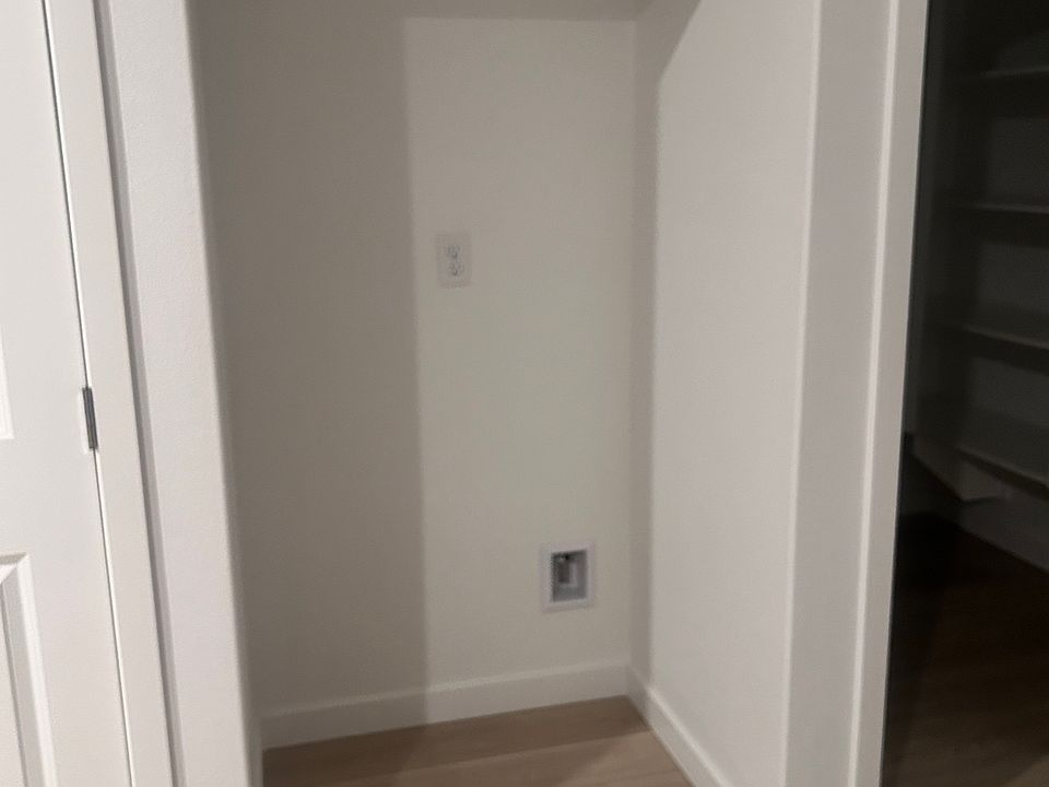1st image of 9339 Via Azul
