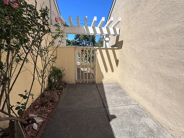 6094 Bollinger Rd — Photo 3