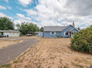 1217 1st Ave, Sweet Home, OR 97386