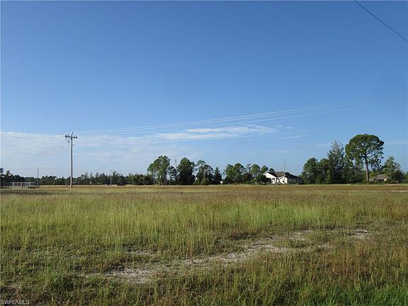 4th image of 2004 NE 39th Ter