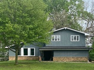 19562 W Manhattan Rd, Elwood, IL 60421