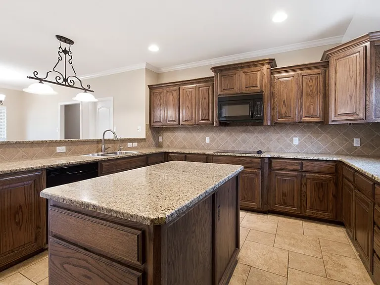 5513 Carmel Ct — Photo 17