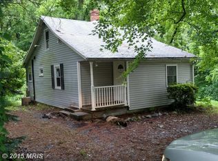 18 Friendship Rd, Friendship, MD 20758