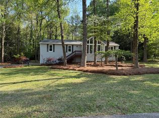 510 Magnolia Dr, Woodstock, GA