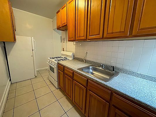 2nd image of 455 Fort Washington Ave APT 2B