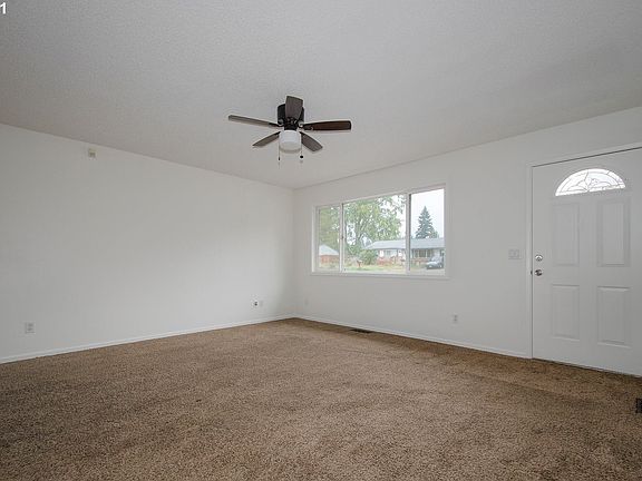 3rd image of 7216 NE 109th Ave