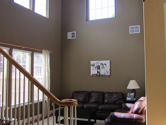3rd image of 2590 Parkcrest Way