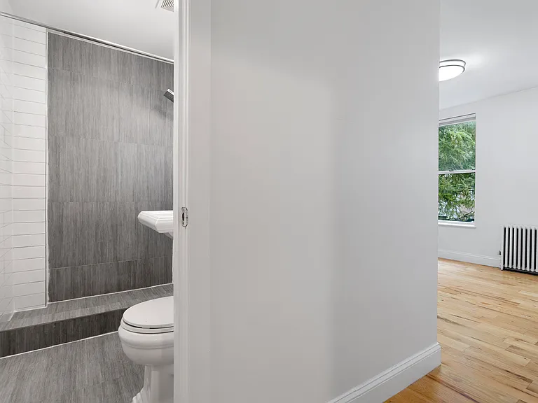 301 Sackett St #2L — Photo 13