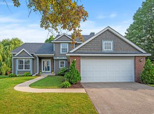 8557 Bechtel Ct, Inver Grove Heights, MN 55076