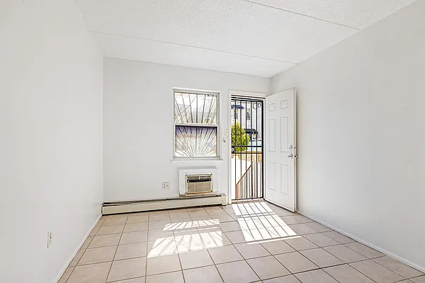 Rented by Compass | media 5