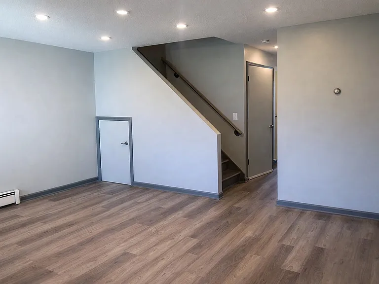94A17 West St #17 — Photo 25