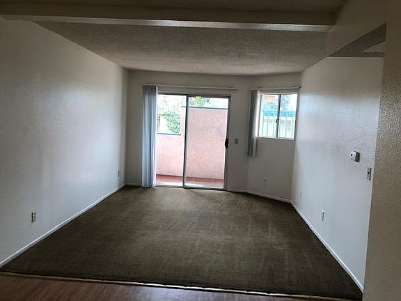 4th image of 1532 E La Palma Ave #200