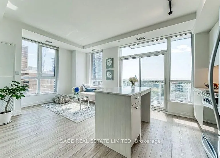 286 Main St #612 — Photo 8