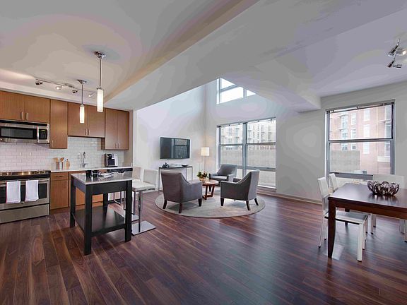 5th image of 3401 Idaho Ave NW #1060981