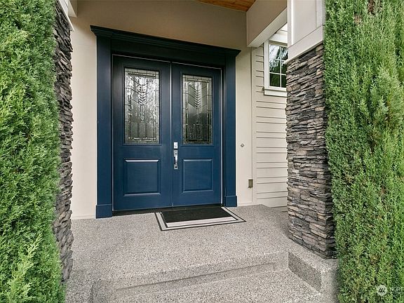 2nd image of 21542 NE 16th Street