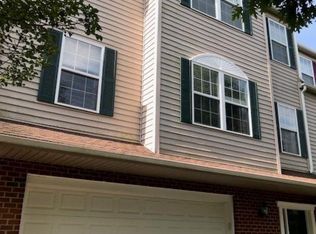 350 Tall Oak Blvd, Christiansburg, VA 24073
