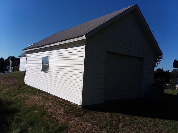 2nd image of 530 S Church St
