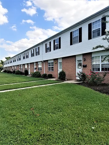 400 Brookridge Ave #F Photo 1