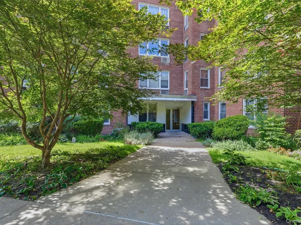 3475 Greystone Avenue #7F, Bronx, NY 10463