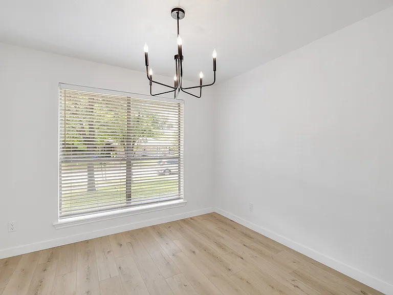 3352 Lanarc Dr — Photo 10