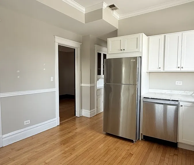 3732 N Wayne Ave #3 — Photo 4