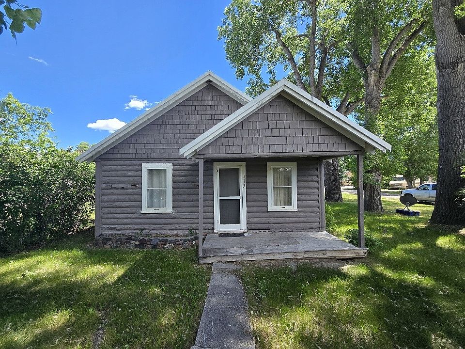 1st image of 513 3rd Ave SW
