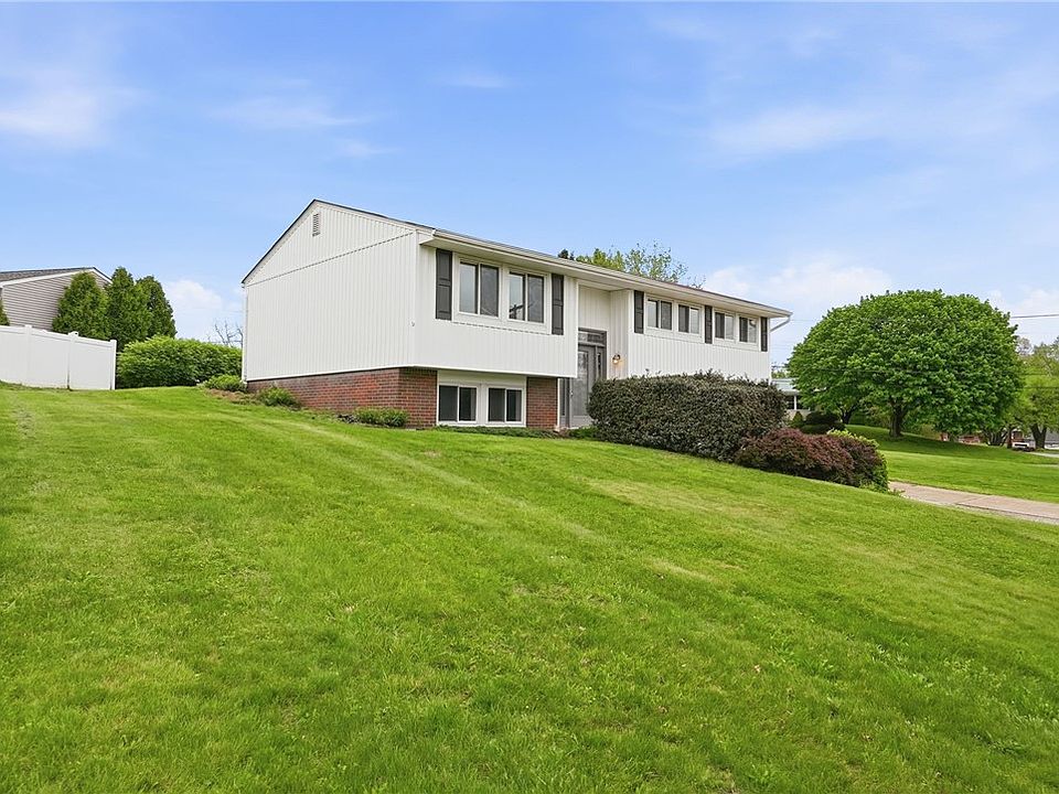 1st image of 235 Princeton Dr