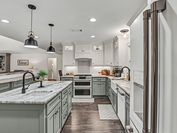 5th image of 118 Sherwood Forest Dr