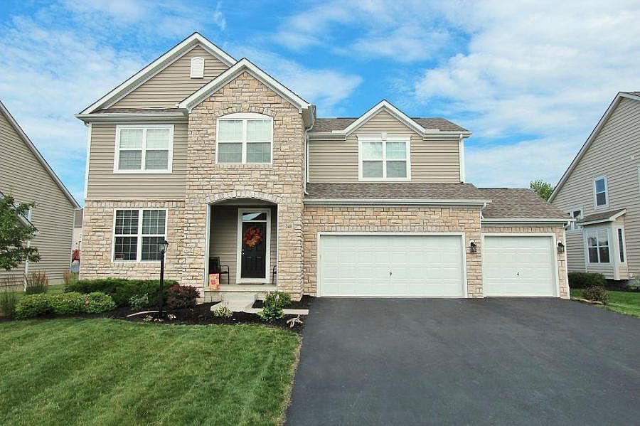 1st image of 248 Fox Glen Dr E