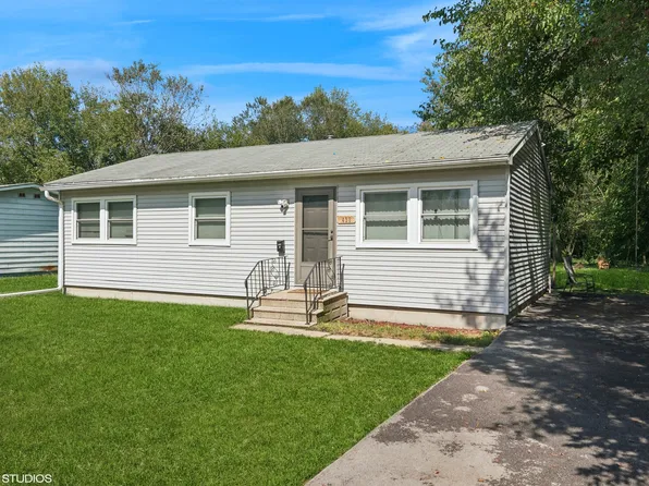 439 Godfrey Ave, Lockport, IL 60441