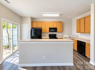 8531 Carolina Lily Ln, Charlotte, NC 28262