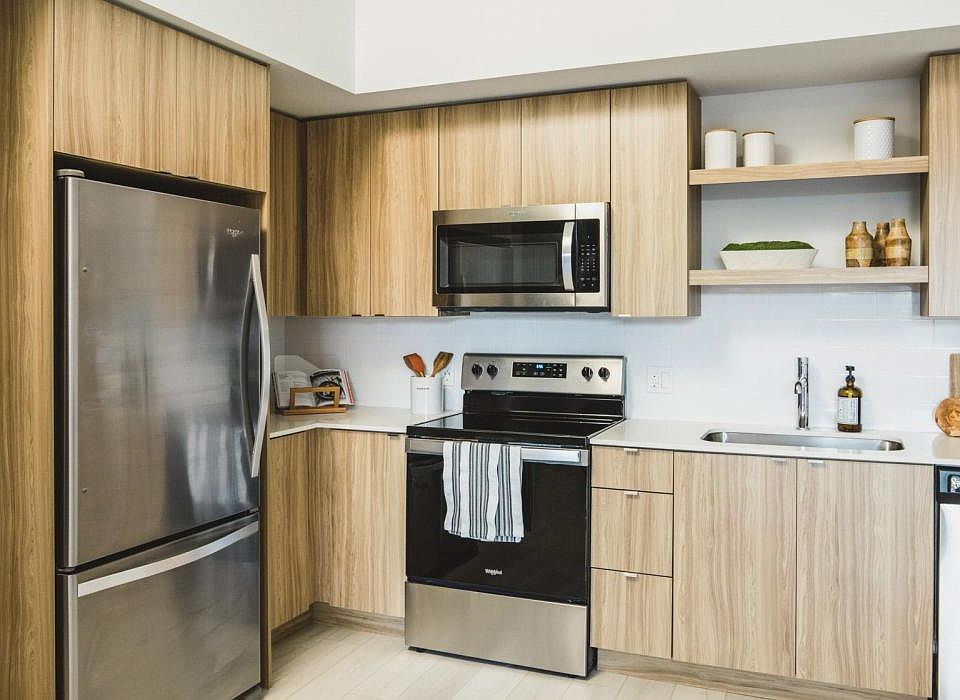 1st image of 555 NE 8th St #1902