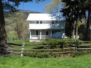 61743 Lower Cove Rd, Cove, OR 97824