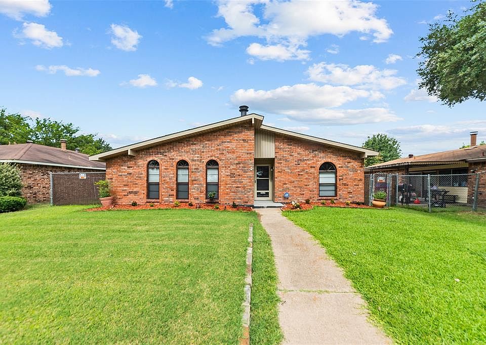 1st image of 5517 Kerry Ln