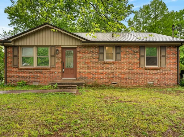 209 Green Acres Cir, Guthrie, KY 42234