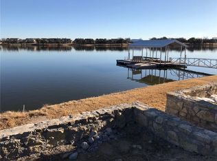 904 Waterpoint Ct E, Granbury, TX 76048