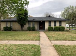 9505 Vicksburg Ave, Texas City, TX 77591