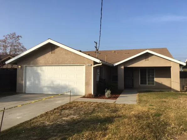 3079 Orchid Ave, Sanger, CA 93657