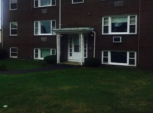 12 Chedell Ave APT 3, East Providence, RI 02914