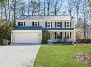 1025 Cranberry Crk, Roswell, GA 30076