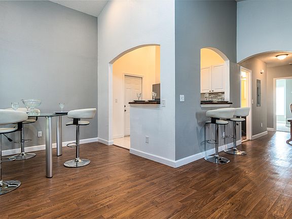 5th image of 2824 Hamilton Cir