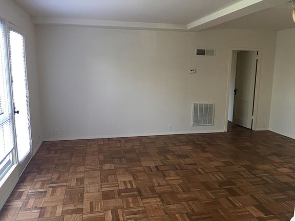 3rd image of 310 Gonzalez Dr