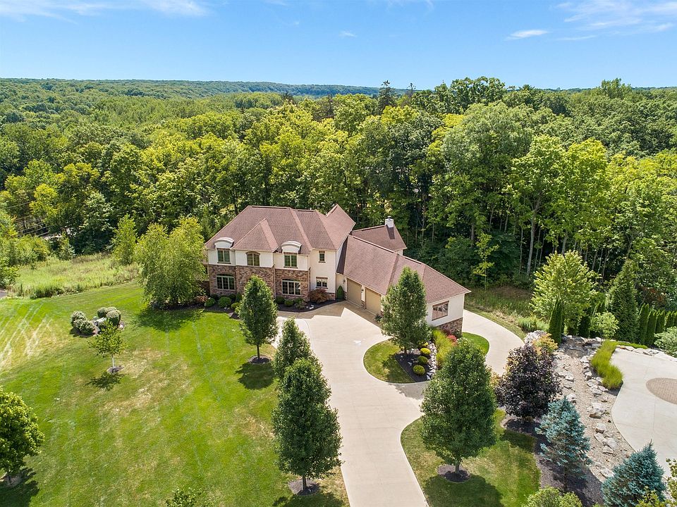 1st image of 1409 Riverwood Ln