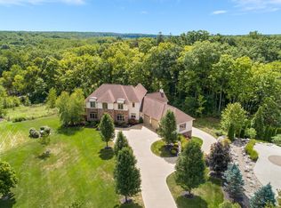 1409 Riverwood Ln, Powell, OH 43065