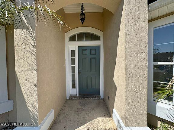 5th image of 2790 CRUMPLEHORN Lane