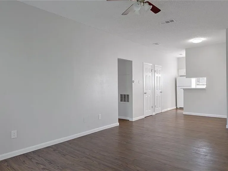 9507 Kempler Dr #D — Photo 4
