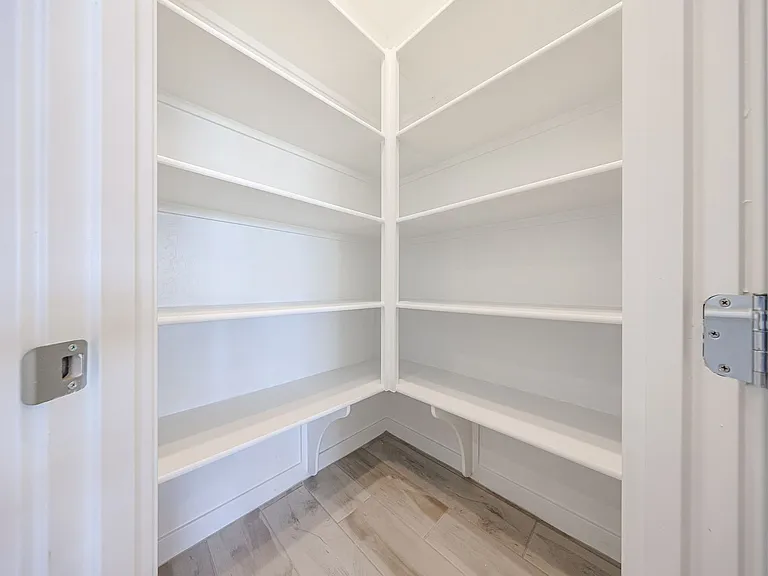 15771 W Superior Ave — Photo 28