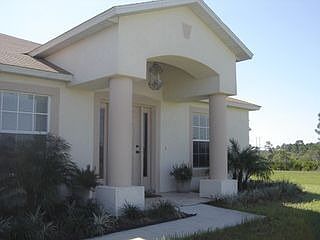 Beautiful Home in Equastrian Community