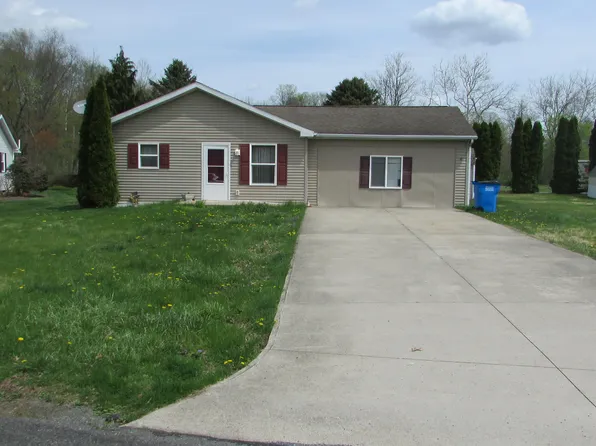 140 Sheffield Dr, Sunbury, PA 17801